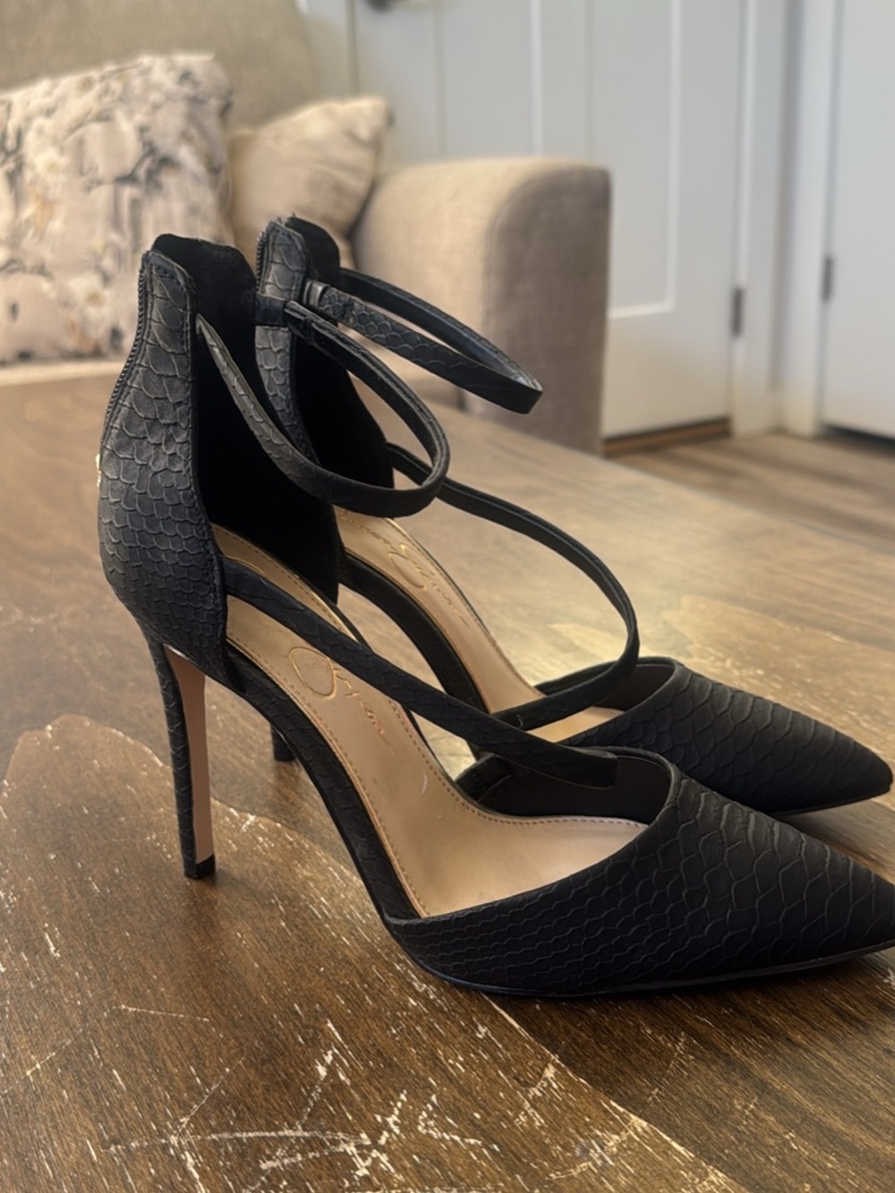 Jessica Simpson Black Textured Pointed-Toe Strappy Stiletto Heels